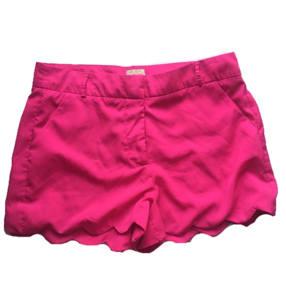 GB pink scallop hem shorts